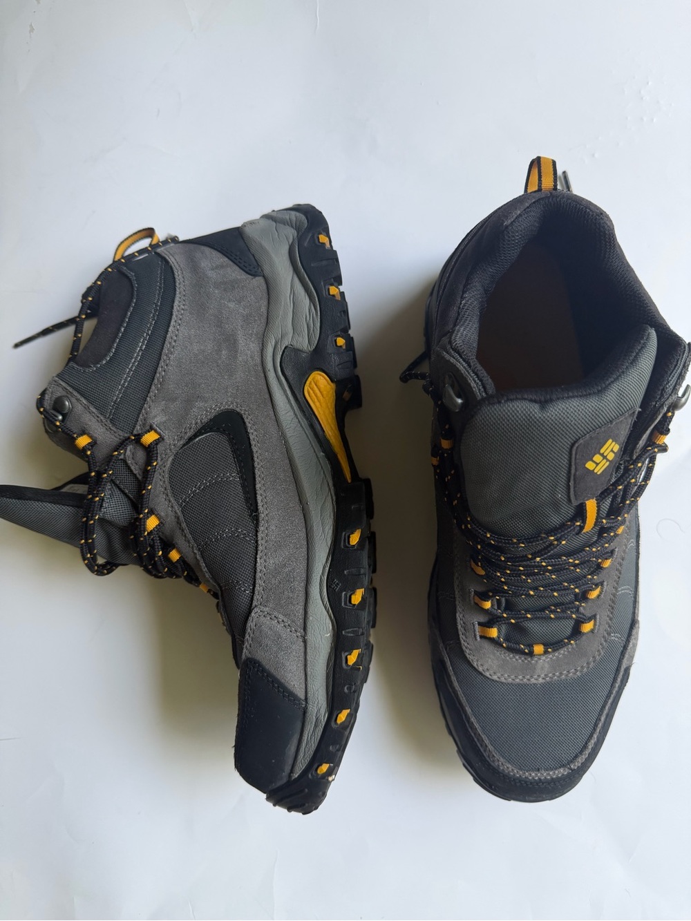 Low miles- Columbia Men's Granite Ridge Waterproof Wide Boot, Breathable - Picture 7 of 7
